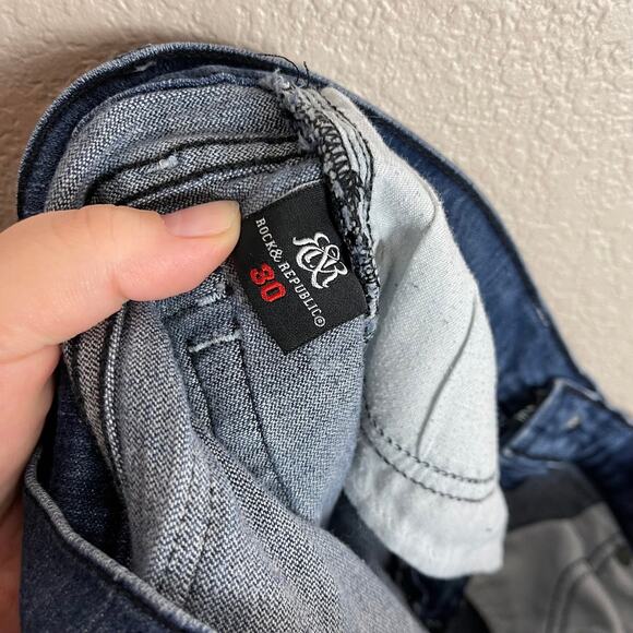 Rock & Republic Bootcut Jean Size 30 - Picture 8 of 8